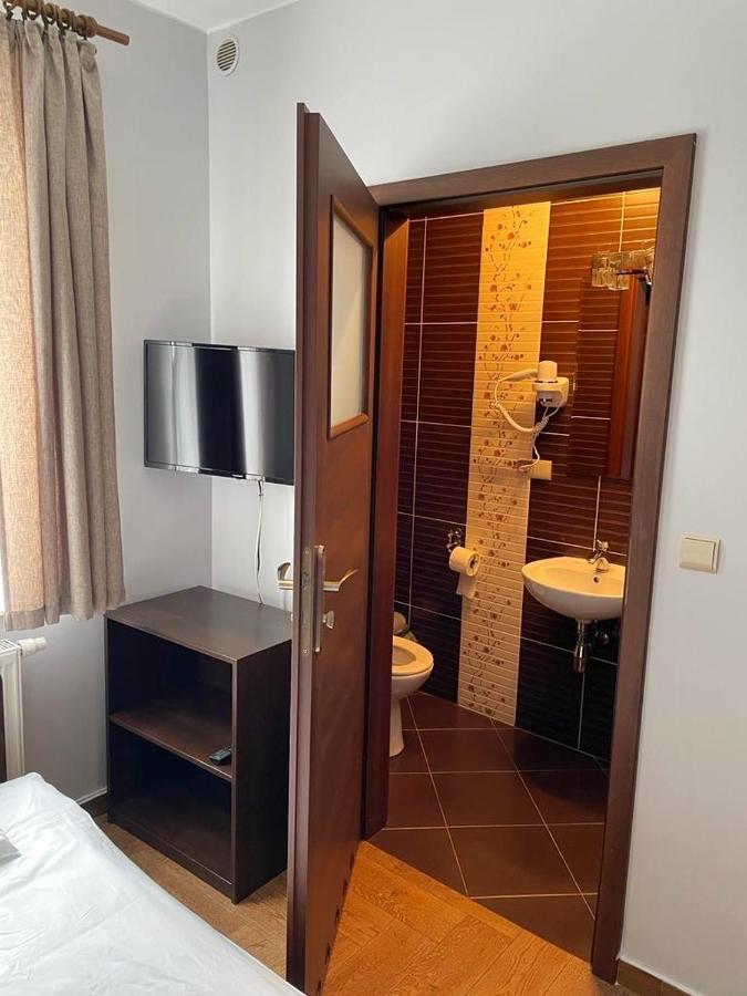 Irys 1 Apartment Tychy Bagian luar foto
